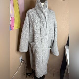 Pottery Barn Women's Teddy Bear Faux Fur Robe